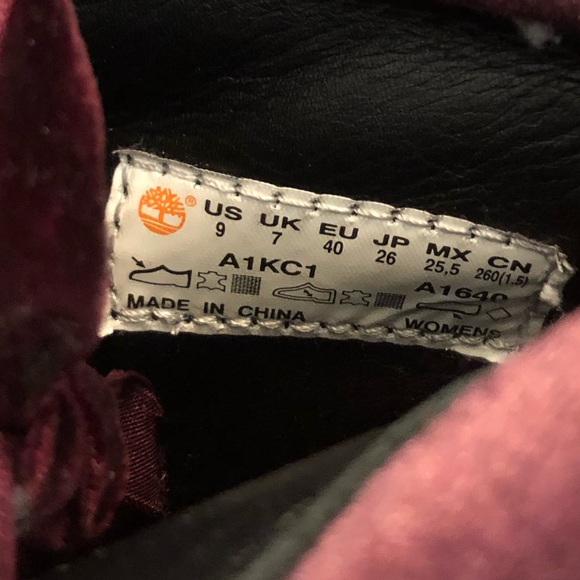 Timberlands Limited Edition Burgundy Velvet Boots size 9 - Picture 10 of 10